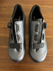 Road Cycling Shoes Fizik R5 Tempo Overcurve Gun Metal Size M42